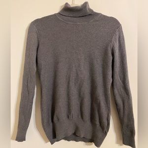 Stitchcount ribbed grey sweater, Medium